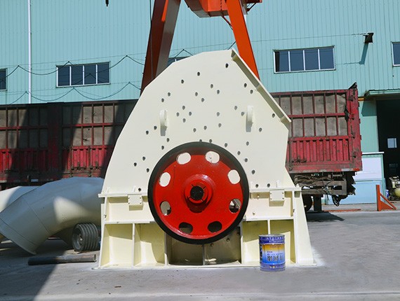 Heavy hammer crusher